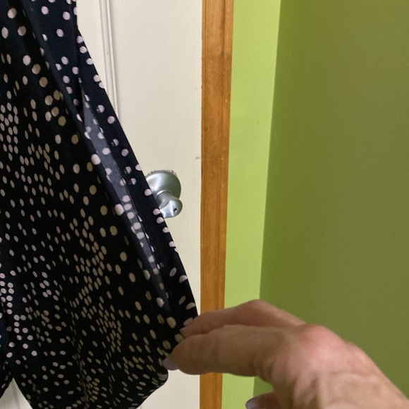 Sharon Max great tunic style blk and little pink dots ptp 21 length 34 Lrg - Picture 3 of 3